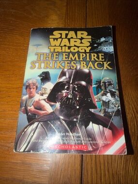 Scholastic Star Wars Trilogy: The Empire Strikes Back - Black & Gold Cover